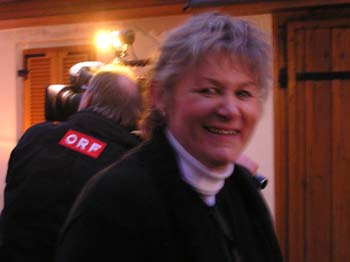 P2010044